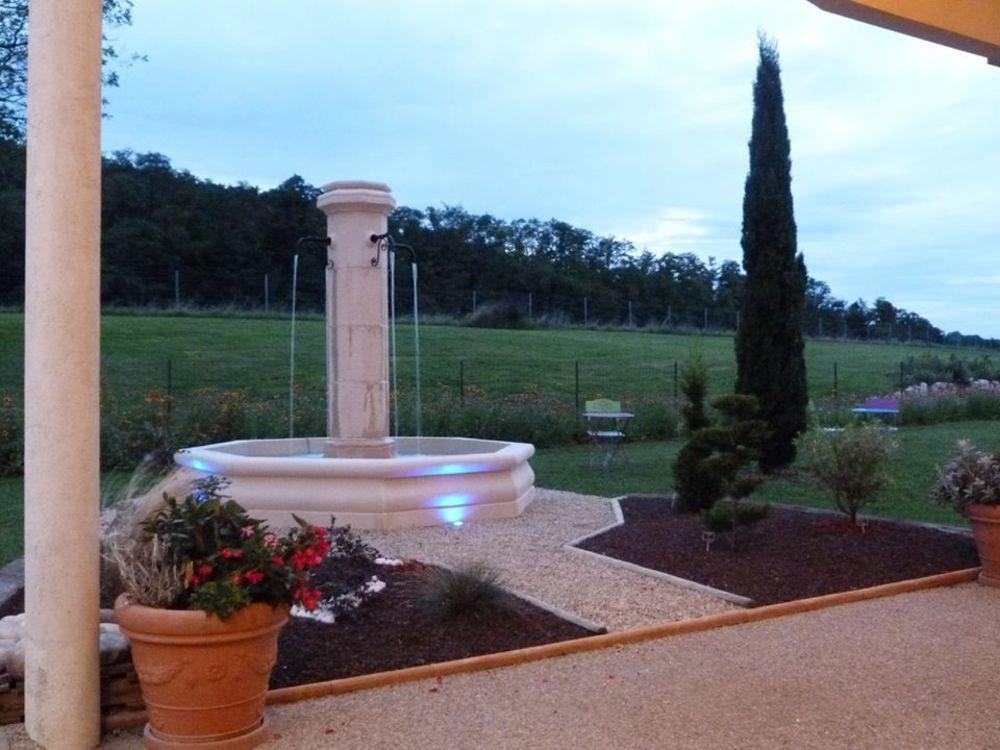 Hotel Le Kolibri Tournus Exterior photo